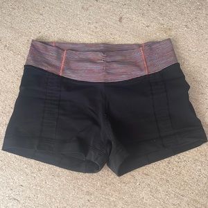 Lulu women’s low rise matte short